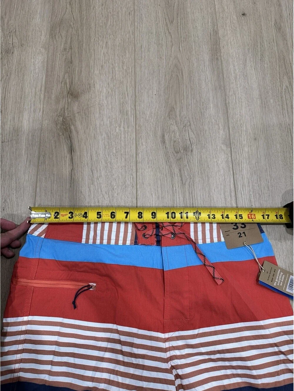 NWT Patagonia • Men's 21’ Wavefarer Boardshorts Swim Trunks • Size 33